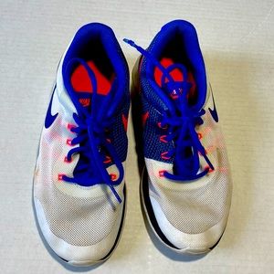 Nike Tanjun Racer WHT/ROYAL/HYPER RED Youth 5.